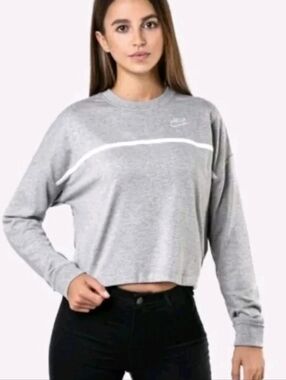 Nike Cropped Crew Neck Swoosh L/S Jersey Top Size Small Grey AR3754-063
